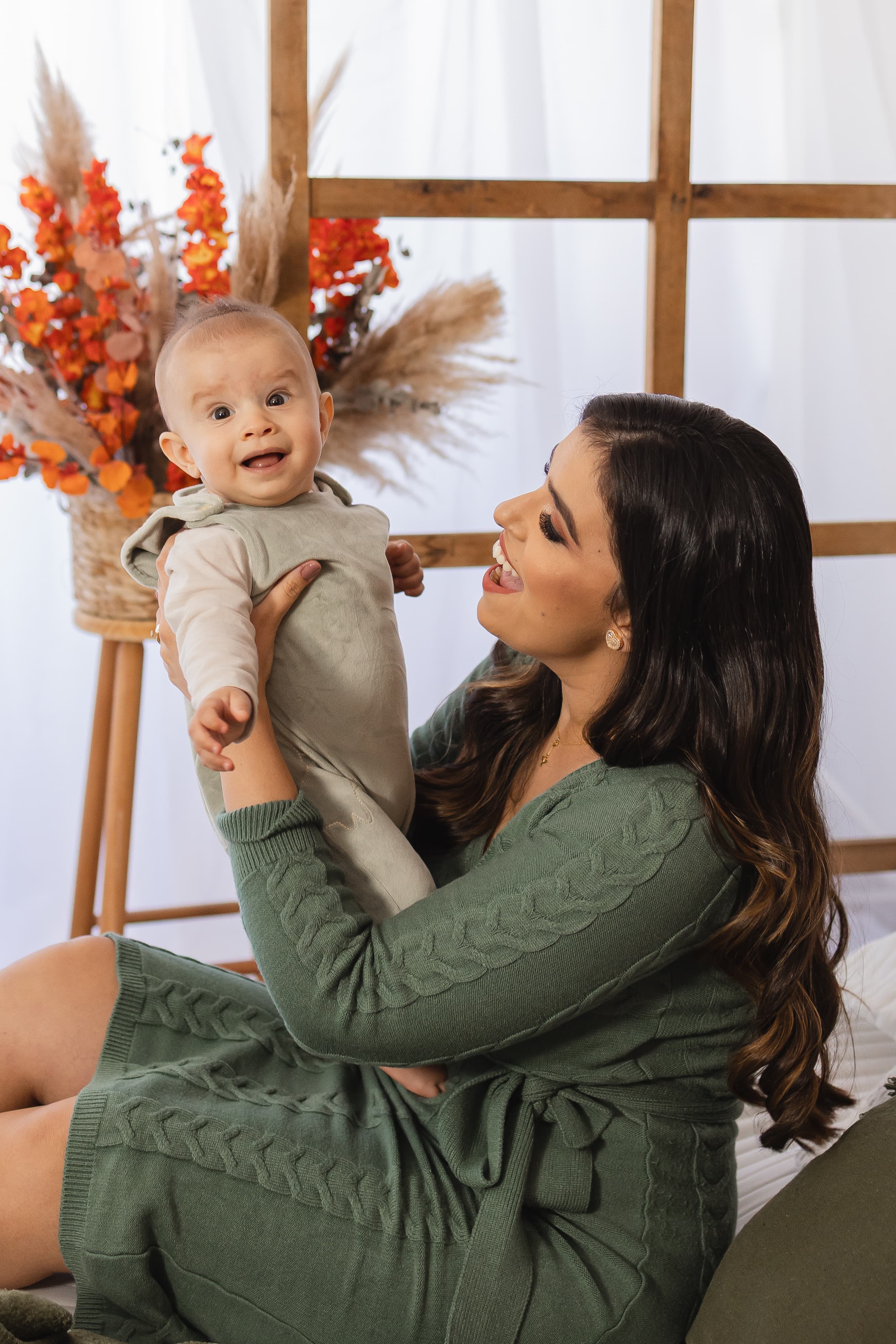 Bianca Guimarães com seu filho Murilo, mostrando o lado materno